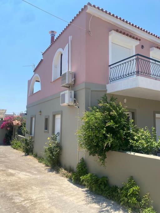 Ilisia Neapoli Apartments 1 Neápolis エクステリア 写真