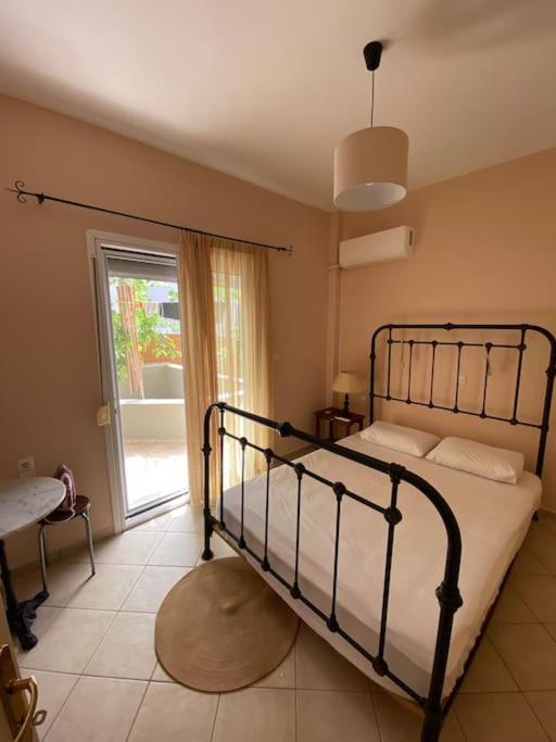 Ilisia Neapoli Apartments 1 Neápolis エクステリア 写真