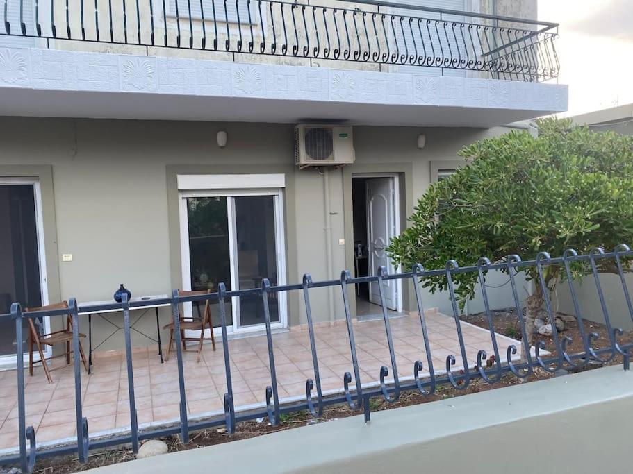 Ilisia Neapoli Apartments 1 Neápolis エクステリア 写真