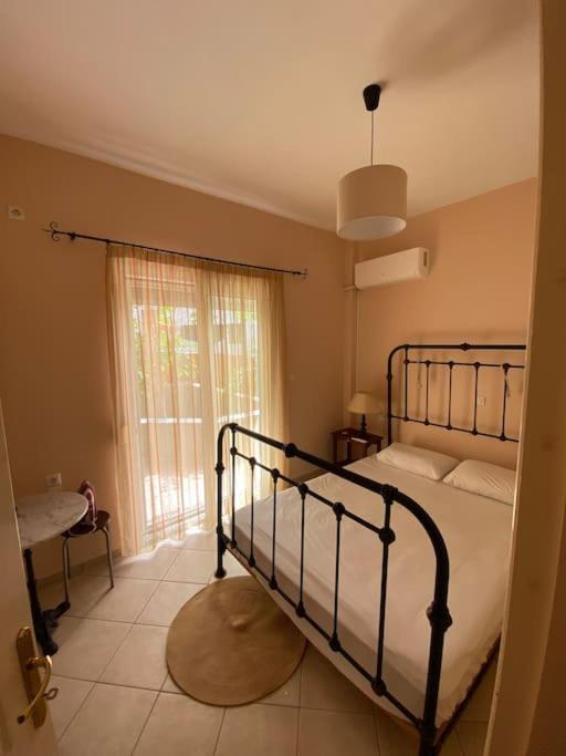 Ilisia Neapoli Apartments 1 Neápolis エクステリア 写真